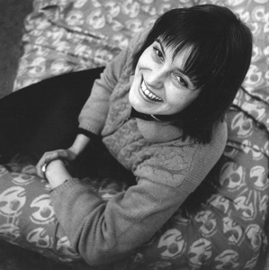 405727 Portret van Petra Kromkamp, medewerker van het Inloopcentrum Hoog Catharijne waar drugsverslaafden terecht ...